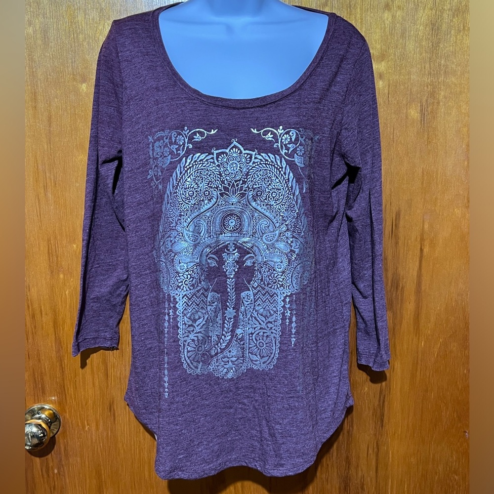 Lucky Brand 3/4 Sleeve Top Size Medium Purplish Burgundy